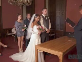 Bride4k&period; той shouldnt имам осмели тя