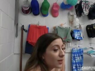 Shoplyfter natalie potoky a sia chtíč plný video: dospělý video c0