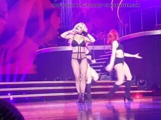 Britney tombak hidup di las vegas terakhir klip 12-31-2017