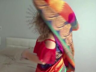 Desi indien rouge saree tante undressed partie - 1: hd sexe film 93